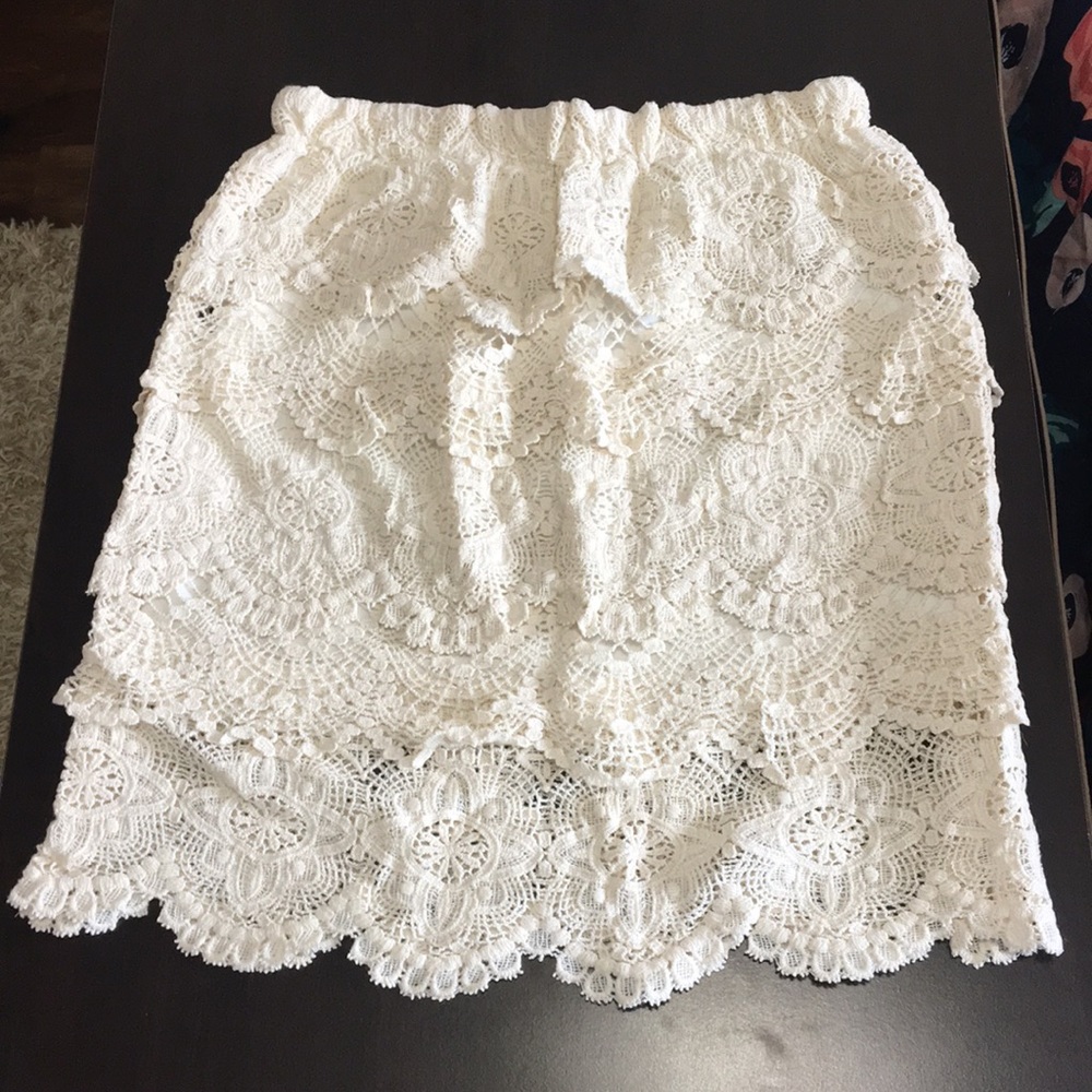 Lace pencil skirt